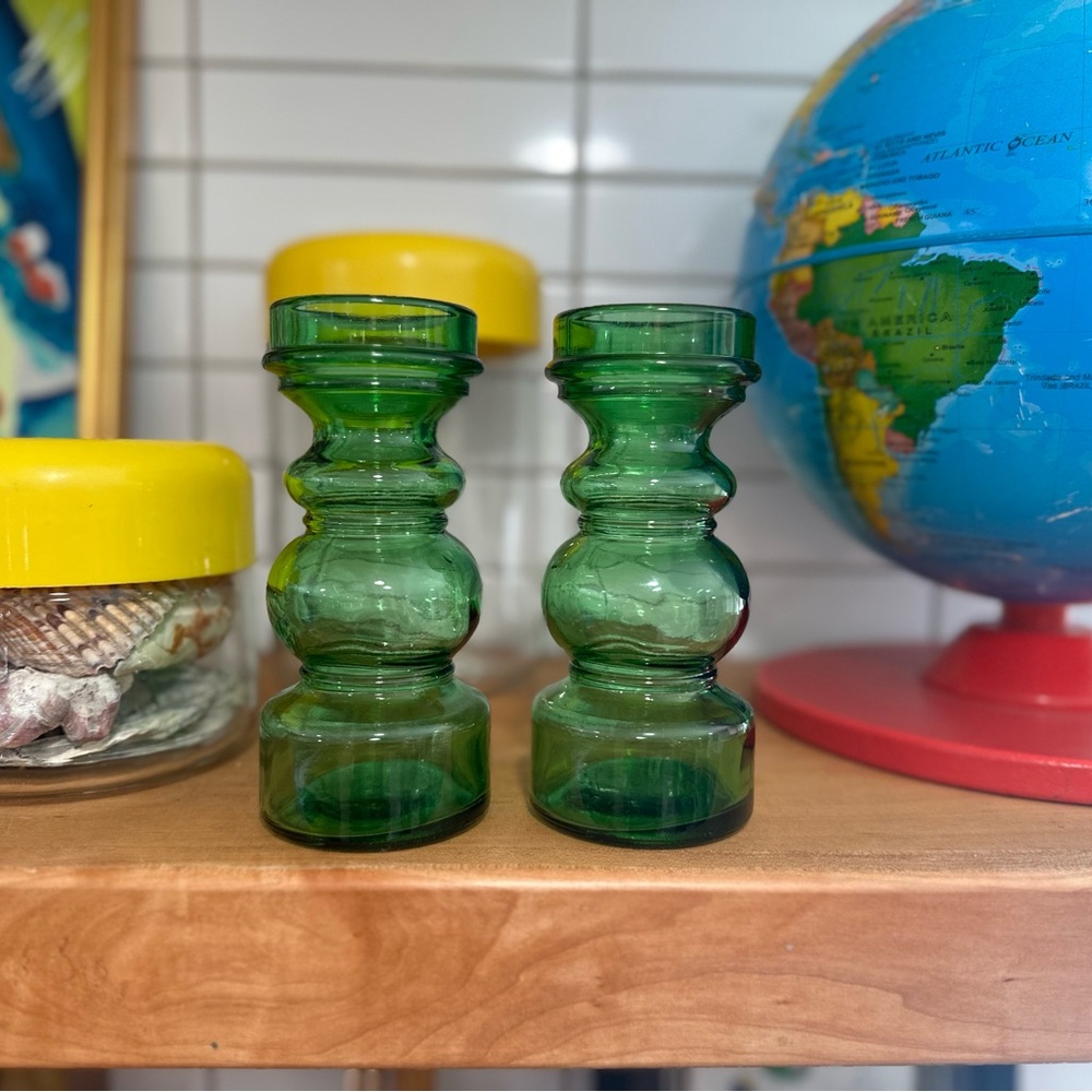 Vintage Pair Green Glass Vases Made in Italy - Picture 3 of 7